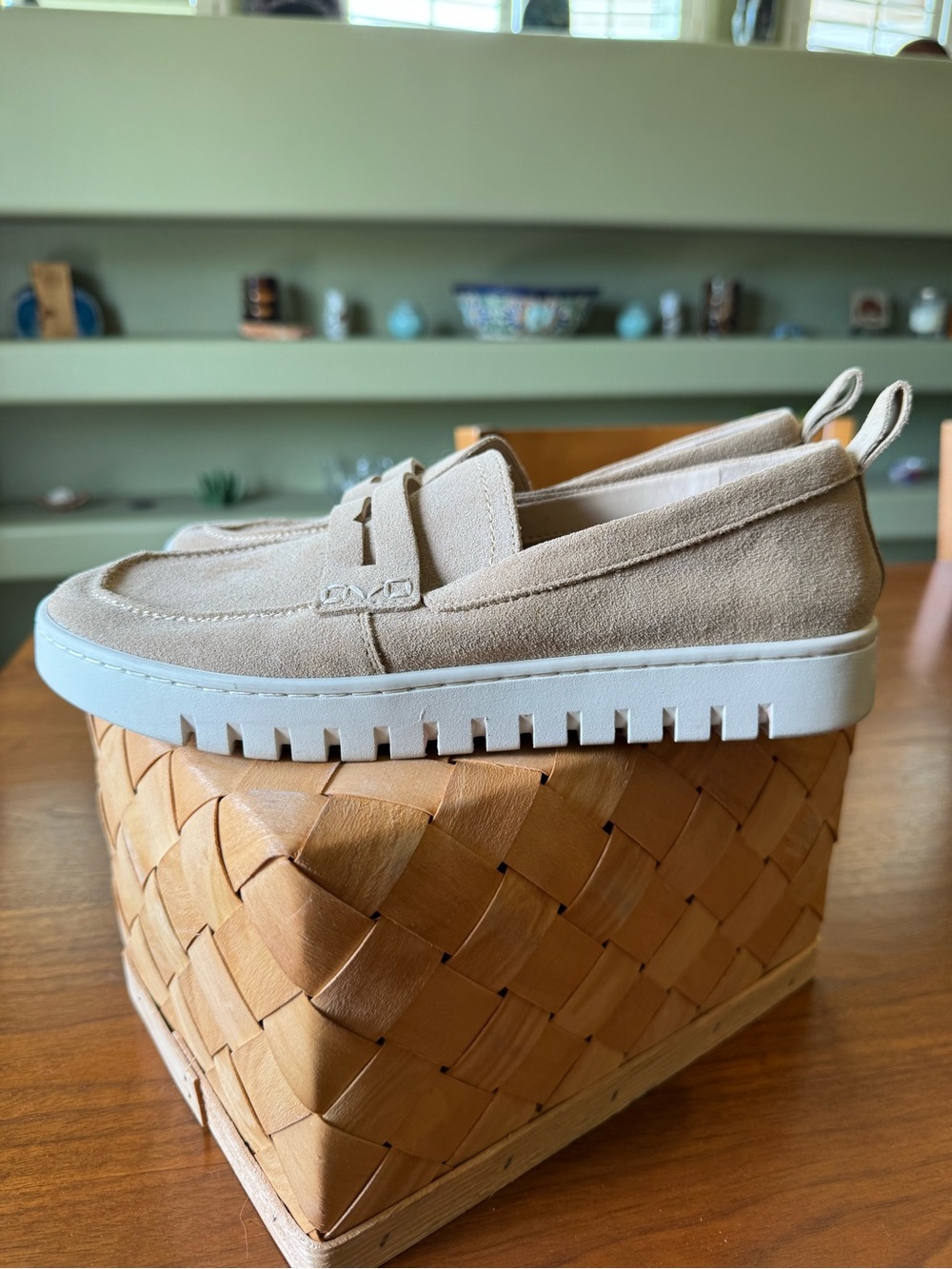 Vionic Uptown Loafers - Picture 2 of 12